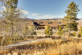 Ski-InandSki-Out Granby Ranch Condo with Fireplace!